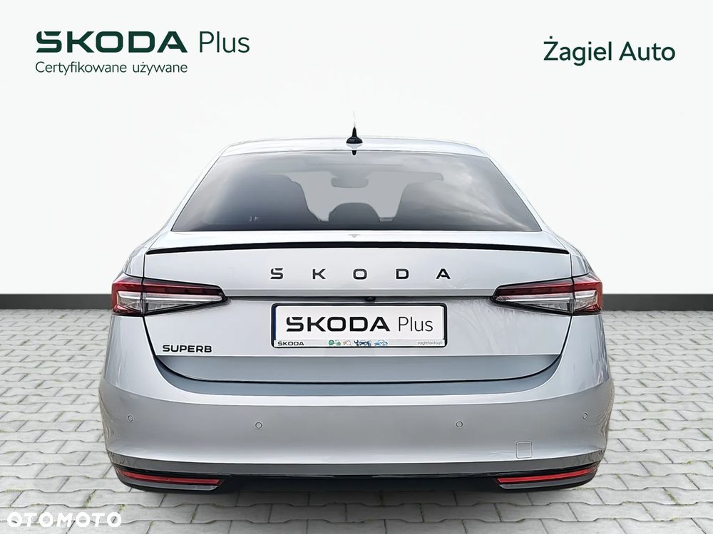Skoda Superb 2.0 TSI Sportline DSG - 4