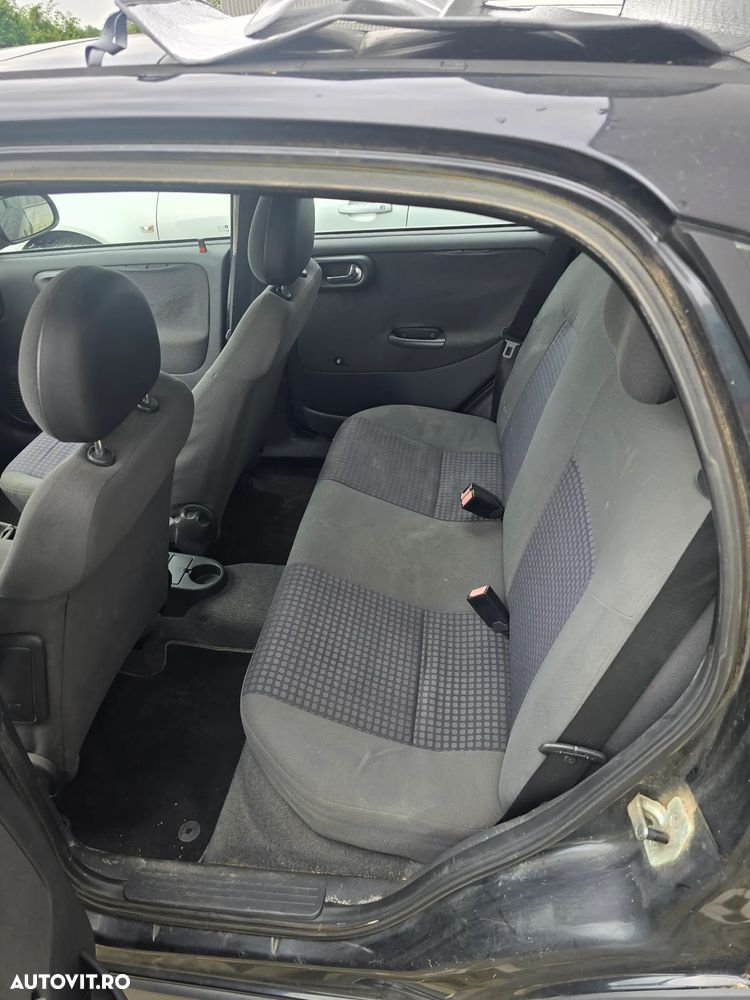 Opel Corsa - 7