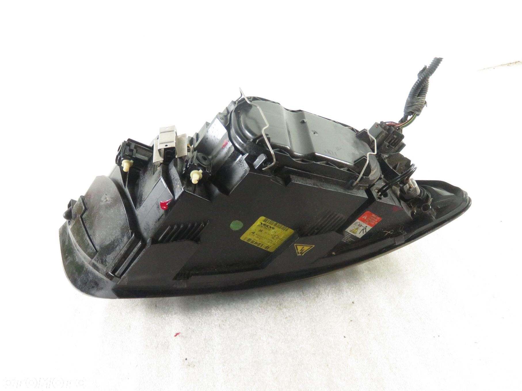 LAMPA LEWA PRZEDNIA VOLVO V50 30678916 - 3