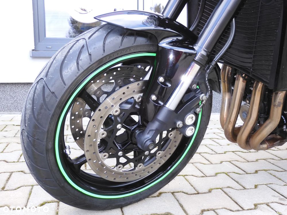 Yamaha FZ - 22