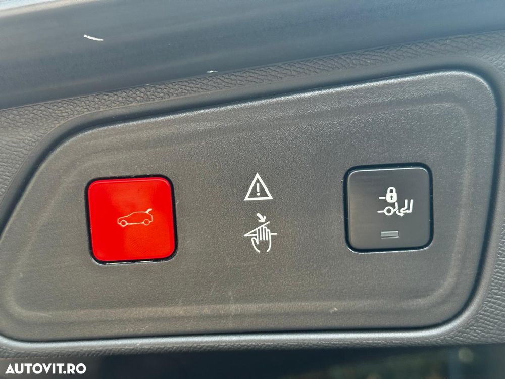 Peugeot 3008 BlueHDi 180 Stop & Start EAT6 GT - 34