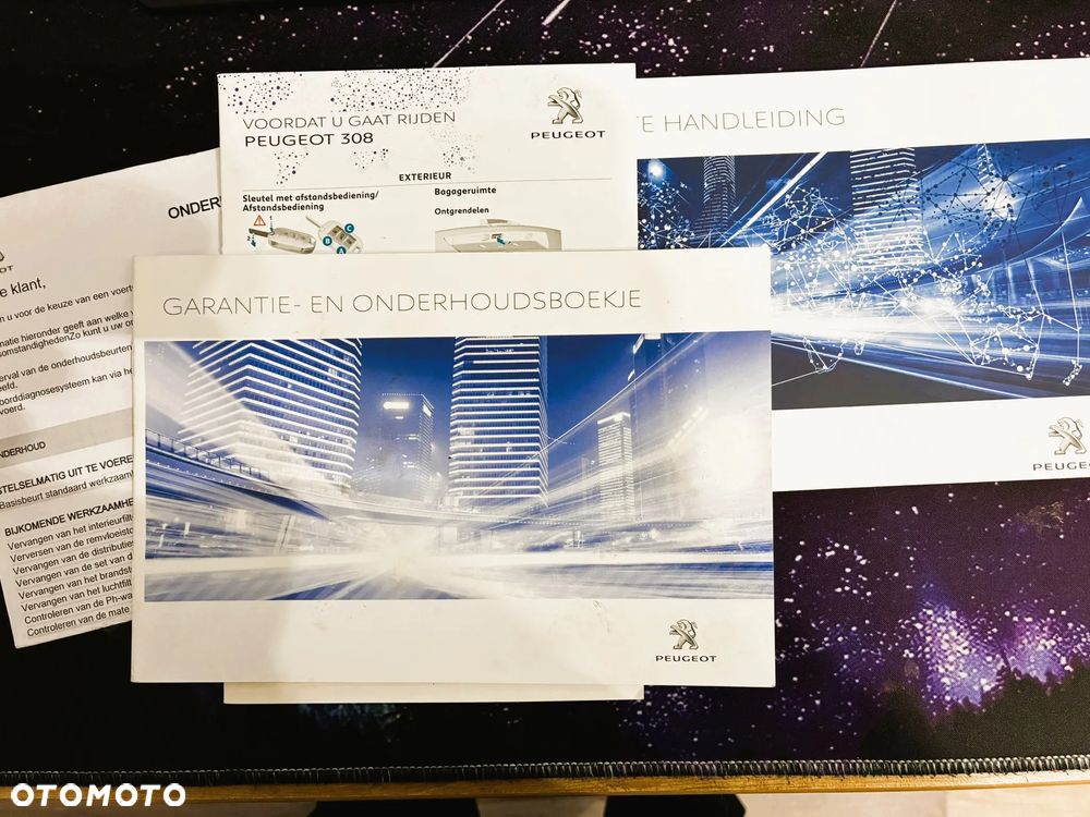 Peugeot 308 BlueHDi FAP 130 Stop & Start GT - 17