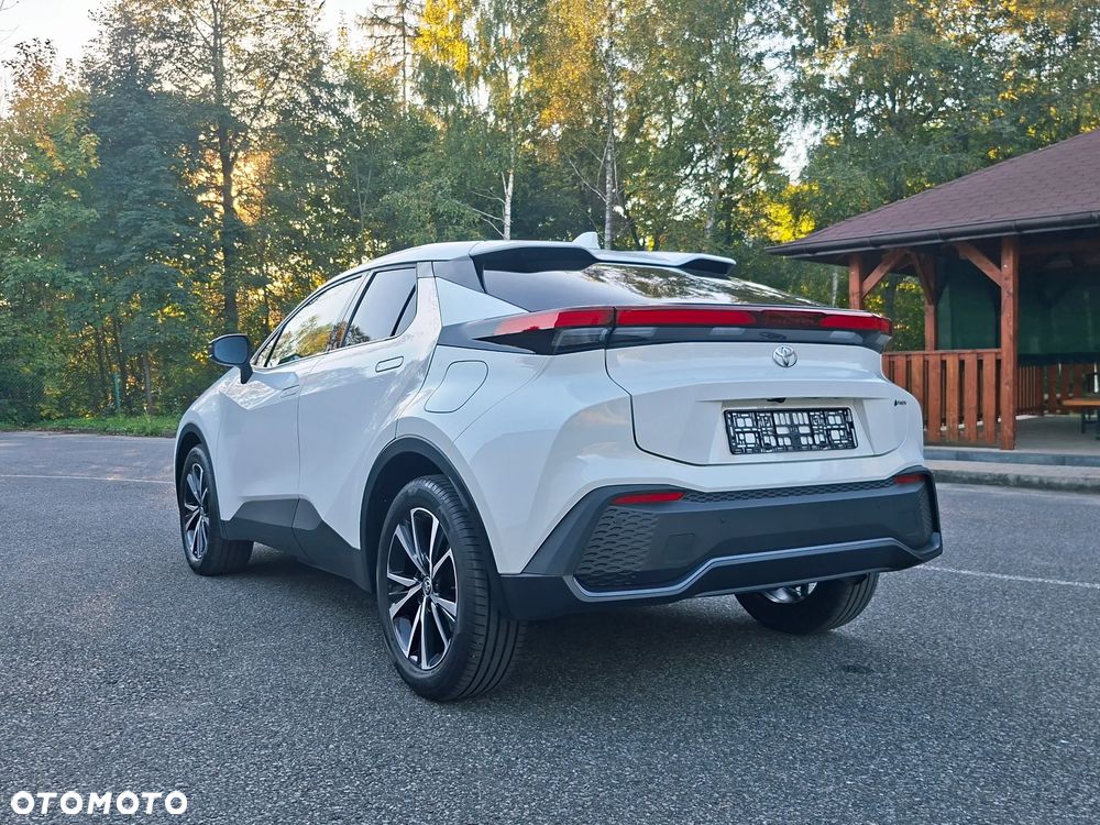Toyota C-HR 2.0 PHEV Dynamic Force Comfort Plus - 24