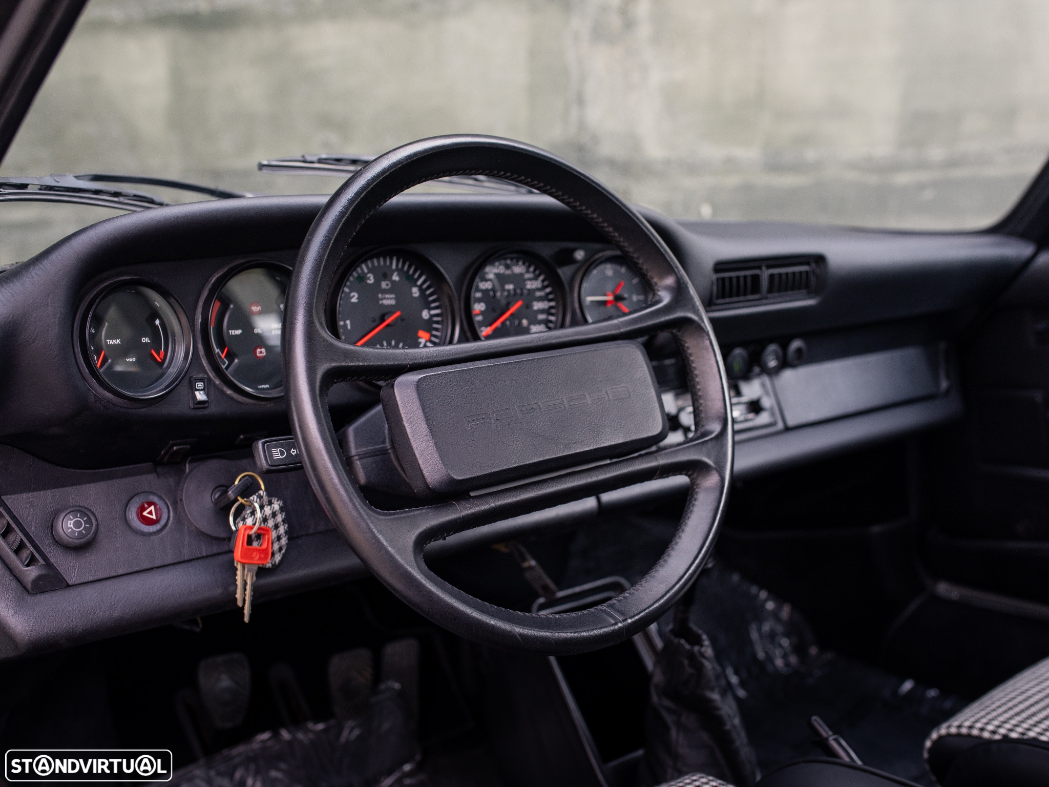 Porsche 911 Série G 930 Turbo - 21