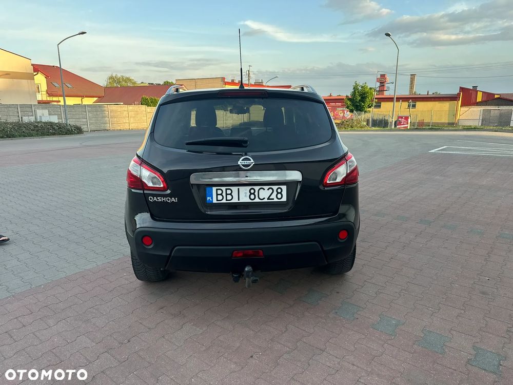 Nissan Qashqai 2.0 4x4 Tekna CVT - 6
