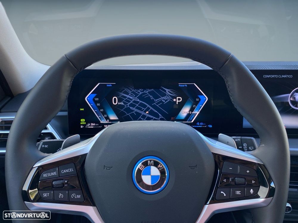 BMW 330 e Auto - 7