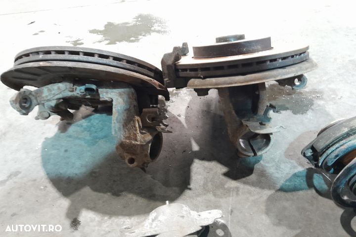 Fuzeta fata stanga Volkswagen VW Golf 5 [2003 - 2009] Plus minivan 1. - 2