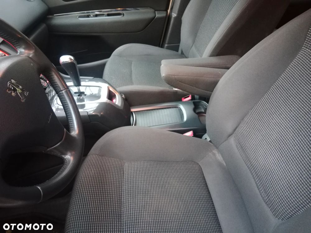 Peugeot 5008 - 23