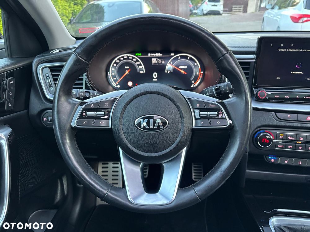 Kia XCeed 1.6 CRDi PLATINUM EDITION - 23