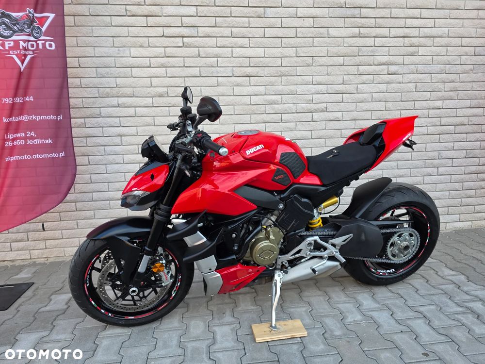 Ducati Streetfighter V4 - 2