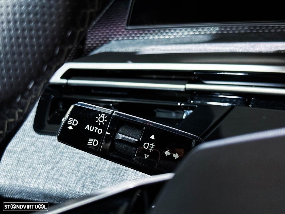 Peugeot 3008 1.2 Hybrid GT e-DCS6 - 43