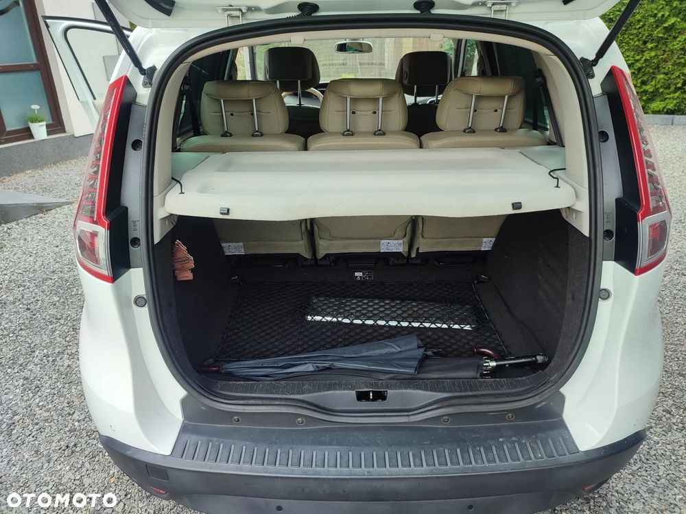 Renault Scenic - 11