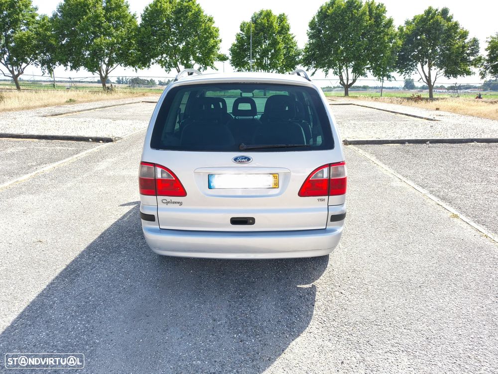 Ford Galaxy 1.9 TDi GLX SelectShift - 5