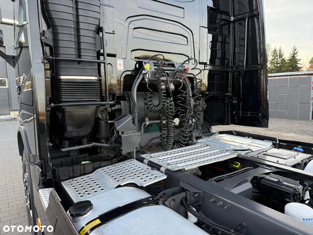 Volvo FH500 /FULL LED/NAVI/KLIMA.POSTOJOWA/WAGA/SPROWADZONY Z DE - 11