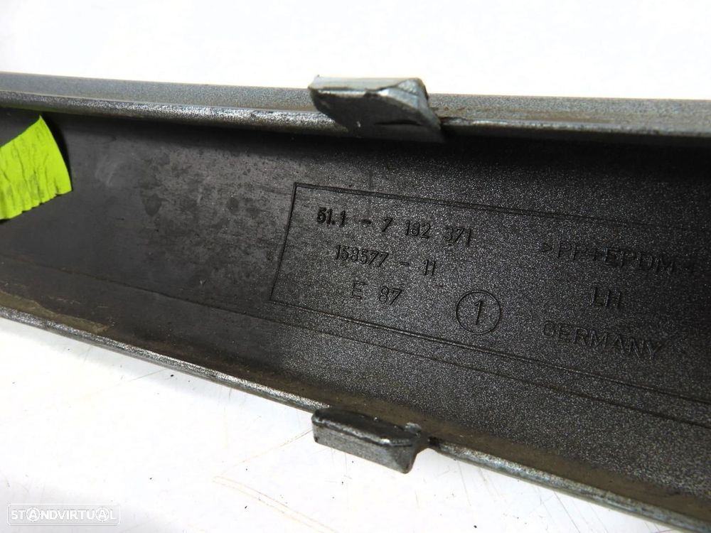 Friso parachoques LCI Esquerdo/Frente Usado / Original BMW 1 (E81)/BMW 1 (E87) 5... - 3