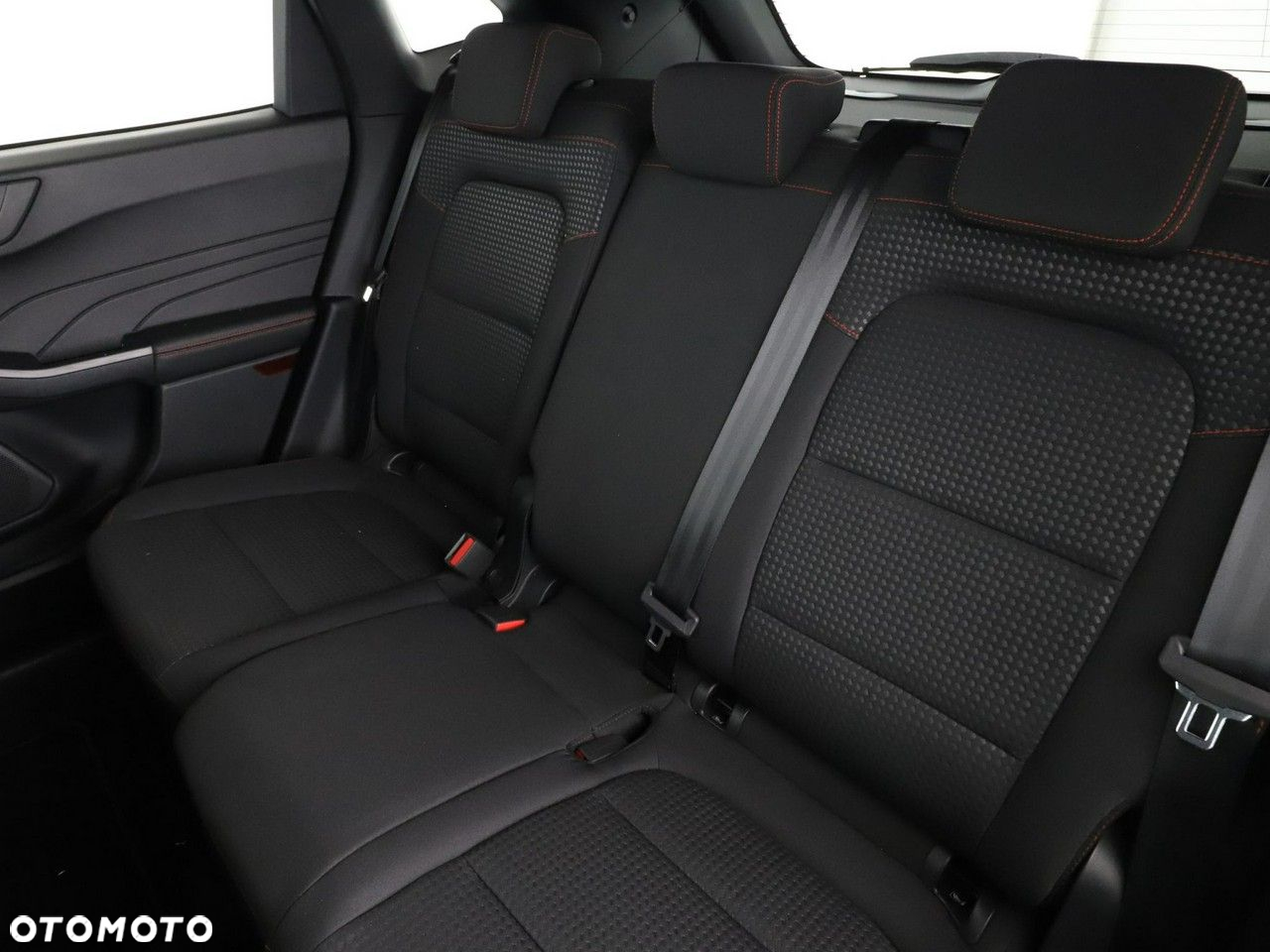 Ford Kuga 1.5 EcoBoost ST-LINE - 17