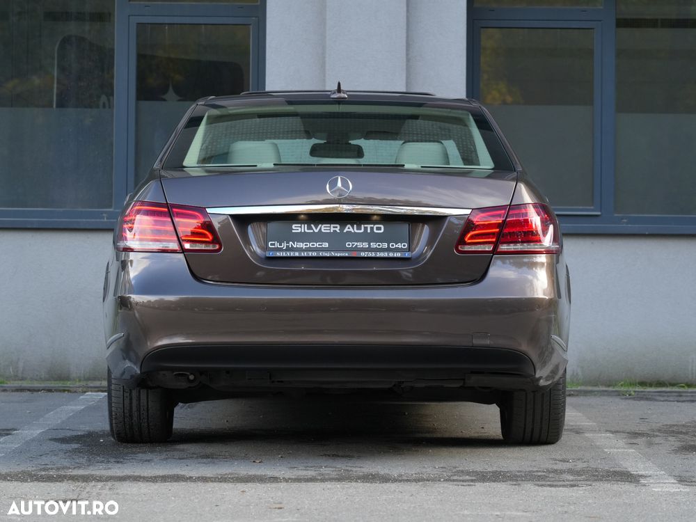 Mercedes-Benz E 220 BlueTEC 4Matic 7G-TRONIC - 23