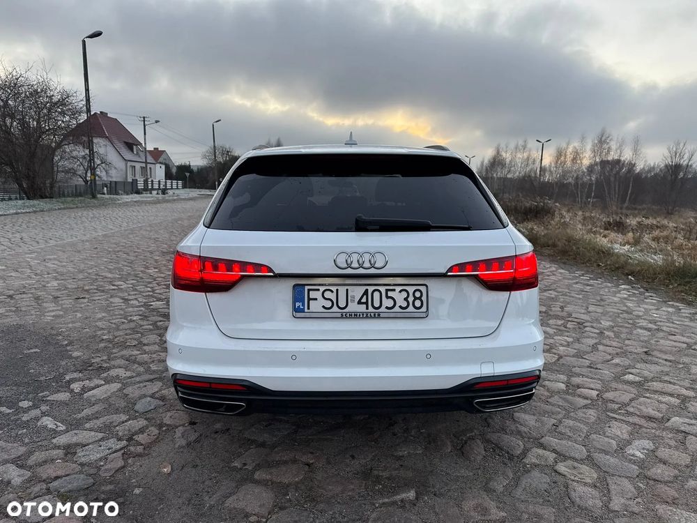 Audi A4 Avant 30 TDI S tronic S line - 5