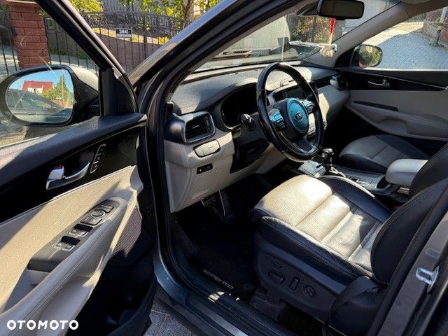 Kia Sorento - 14
