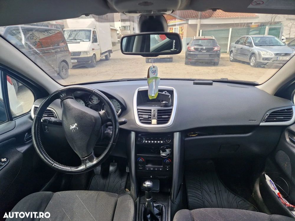 Peugeot 207 1.6E Sport - 8