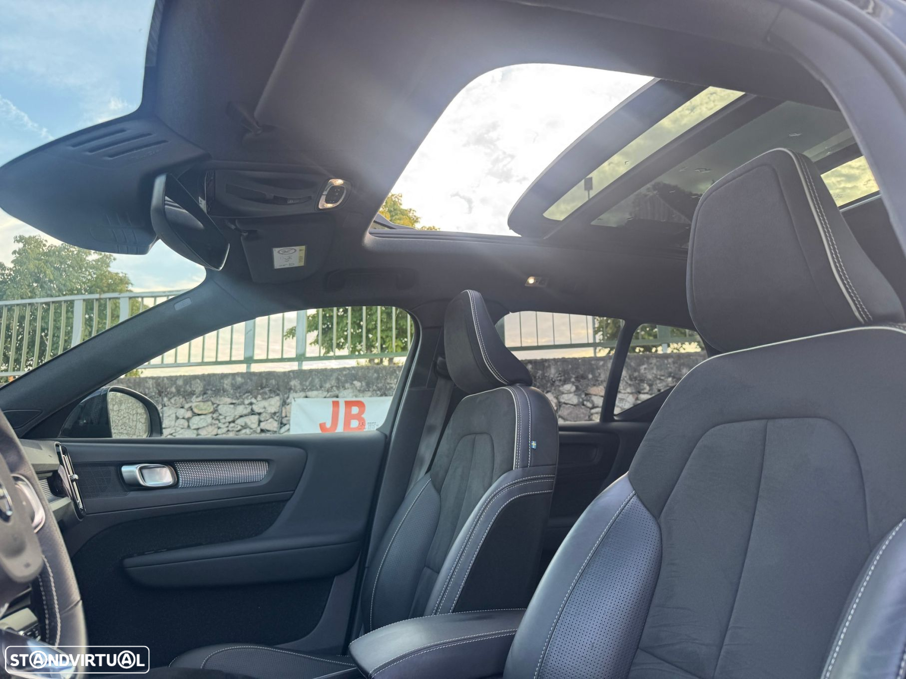 Volvo XC 40 1.5 T5 PHEV R-Design - 9