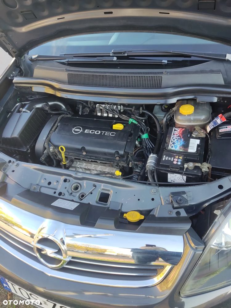 Opel Zafira 1.8 Family Plus - 8