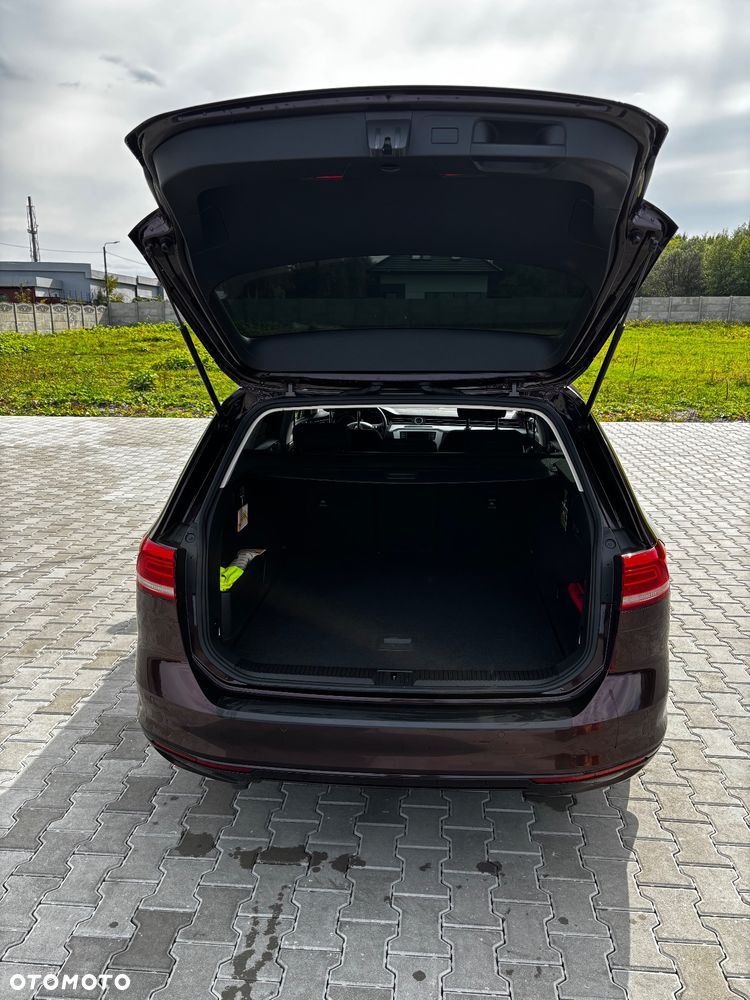 Volkswagen Passat ver-variant-2-0-tdi-bluemotion-technology-comfortline - 13