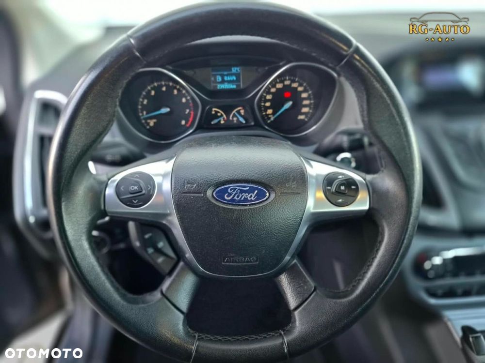 Ford Focus - 29