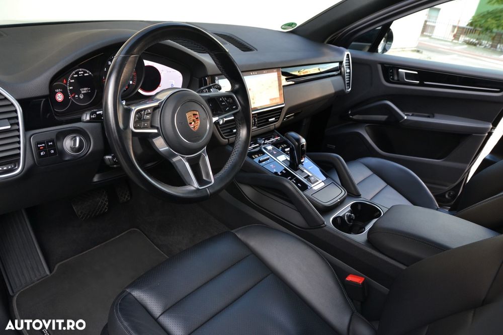 Porsche Cayenne Tiptronic S - 12