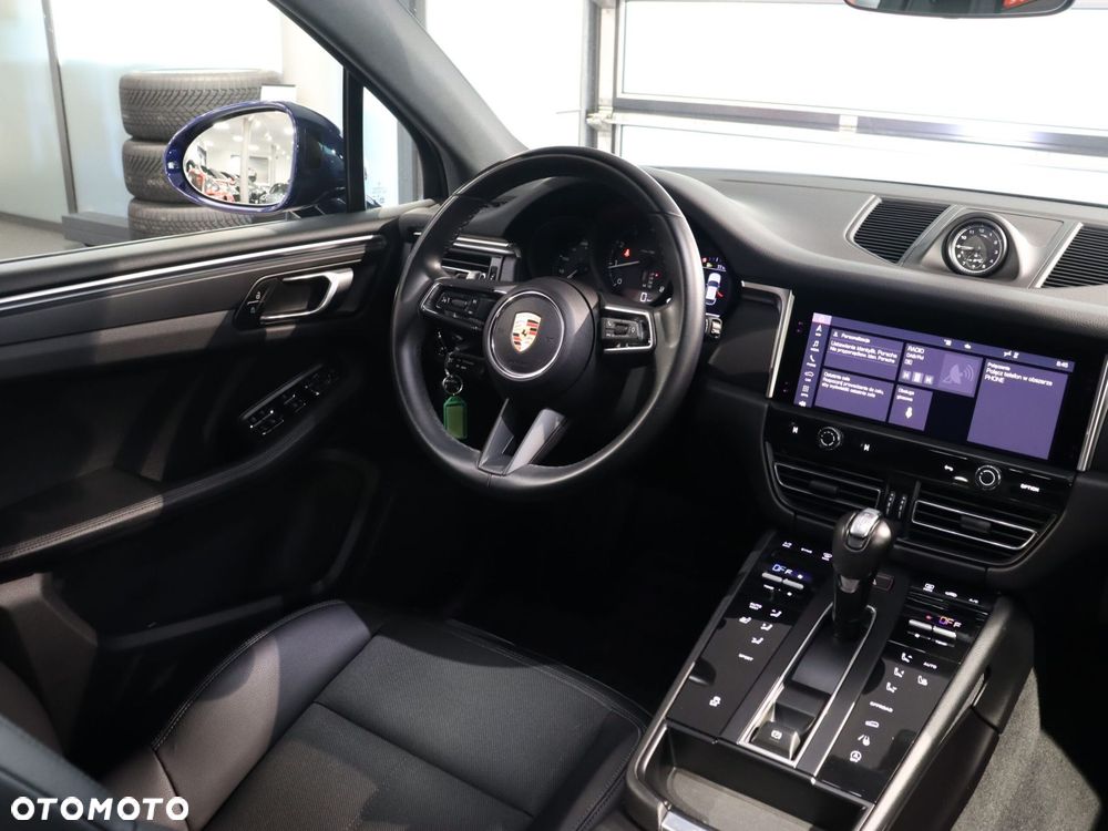 Porsche Macan Standard - 19