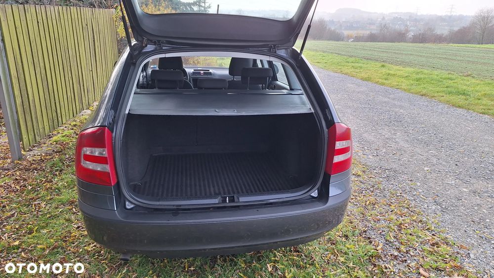 Skoda Octavia 1.6 - 8