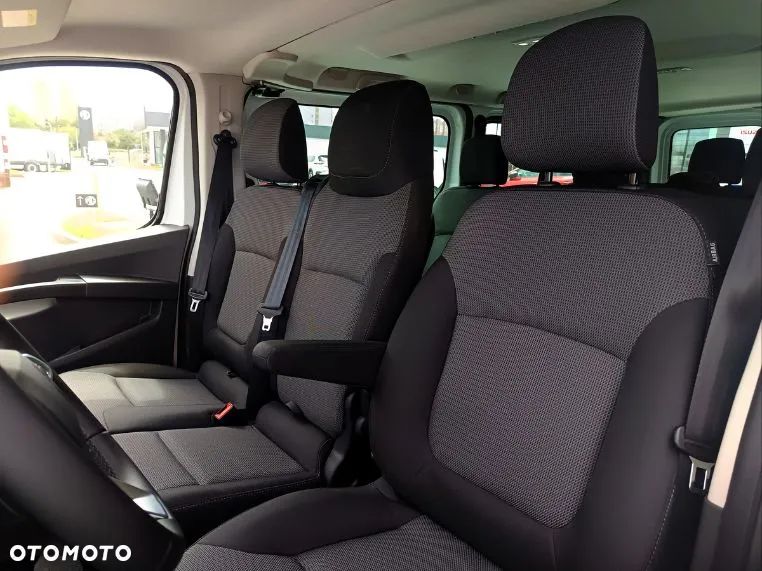 Renault Trafic - 10