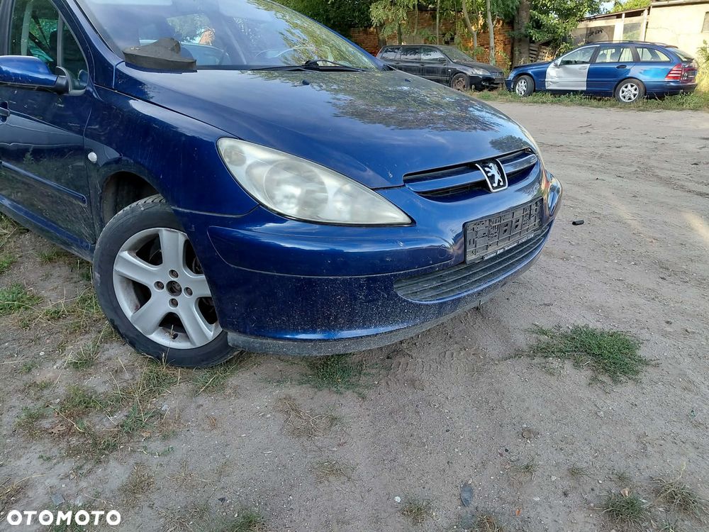 części PEUGEOT 307 SW EGED kombi 2.0 benzyna 2003r. LAMPY PRZÓD prawa lewa - 2
