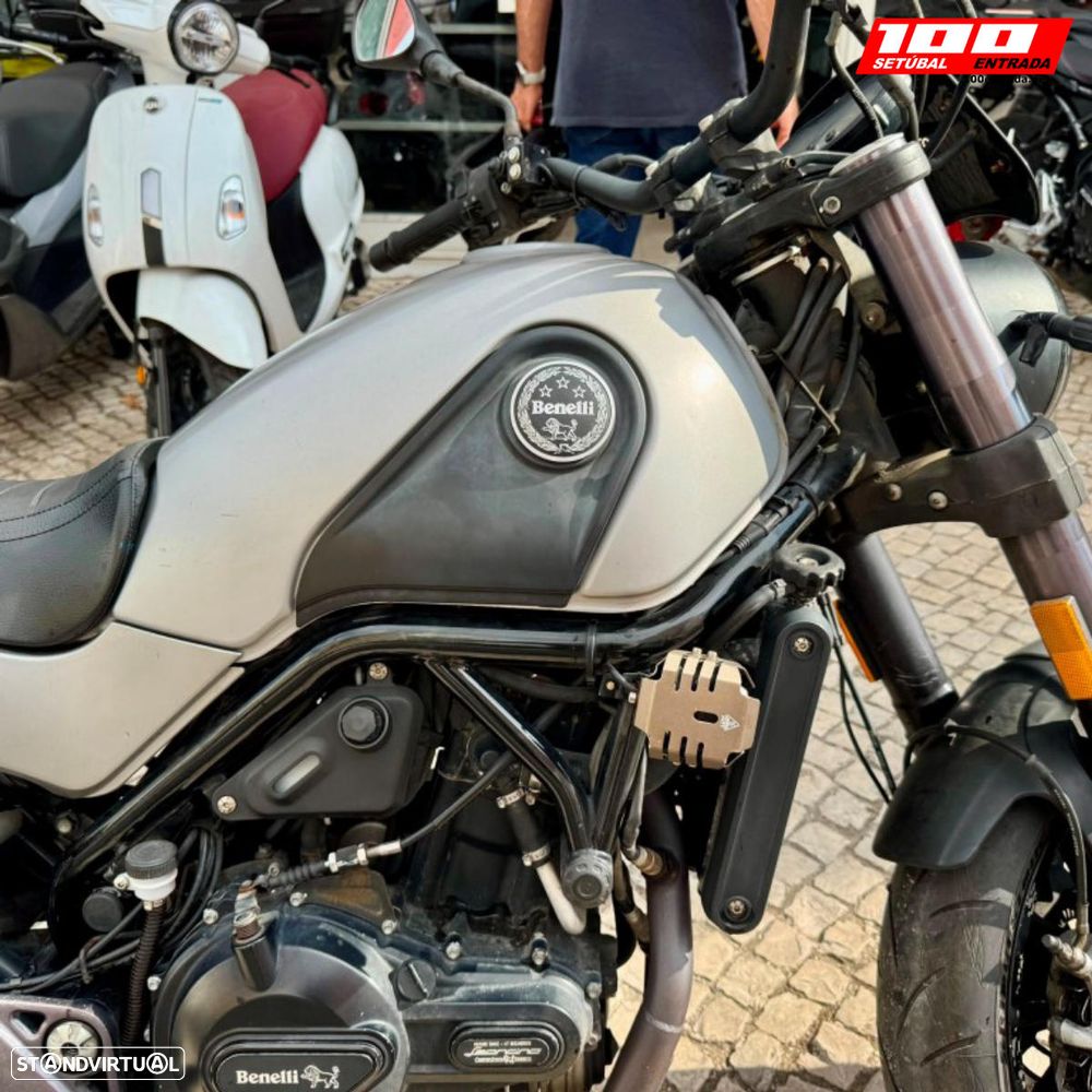 Benelli Leoncino 500 - 21