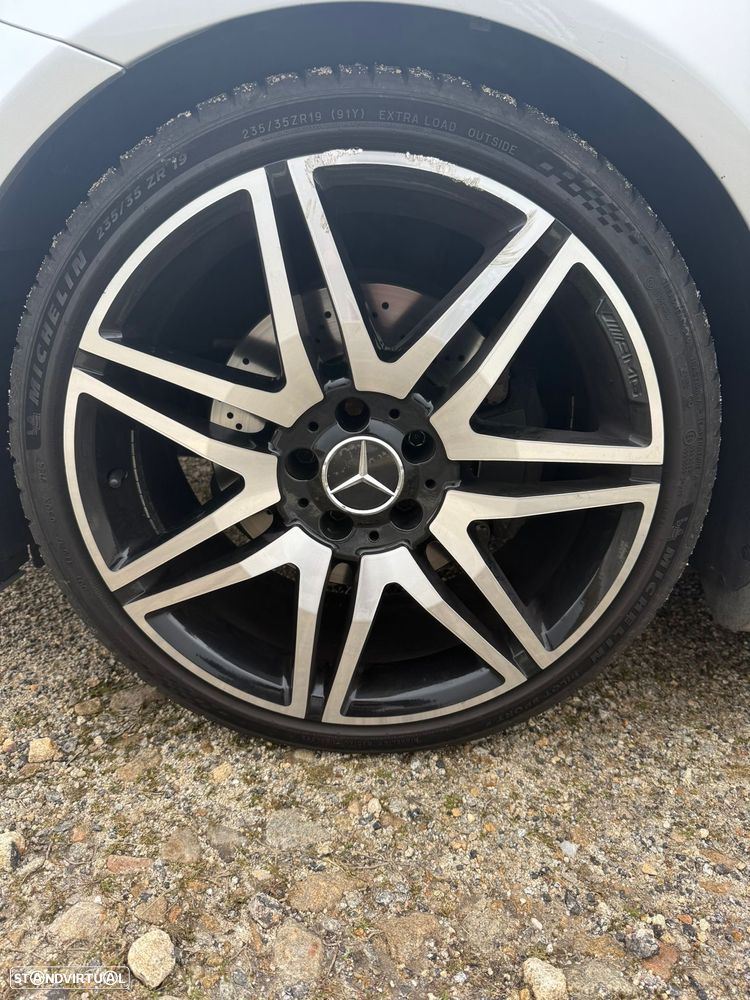 Mercedes-Benz E 250 CDI DPF BlueEFFICIENCY 7G-TRONIC Avantgarde - 4