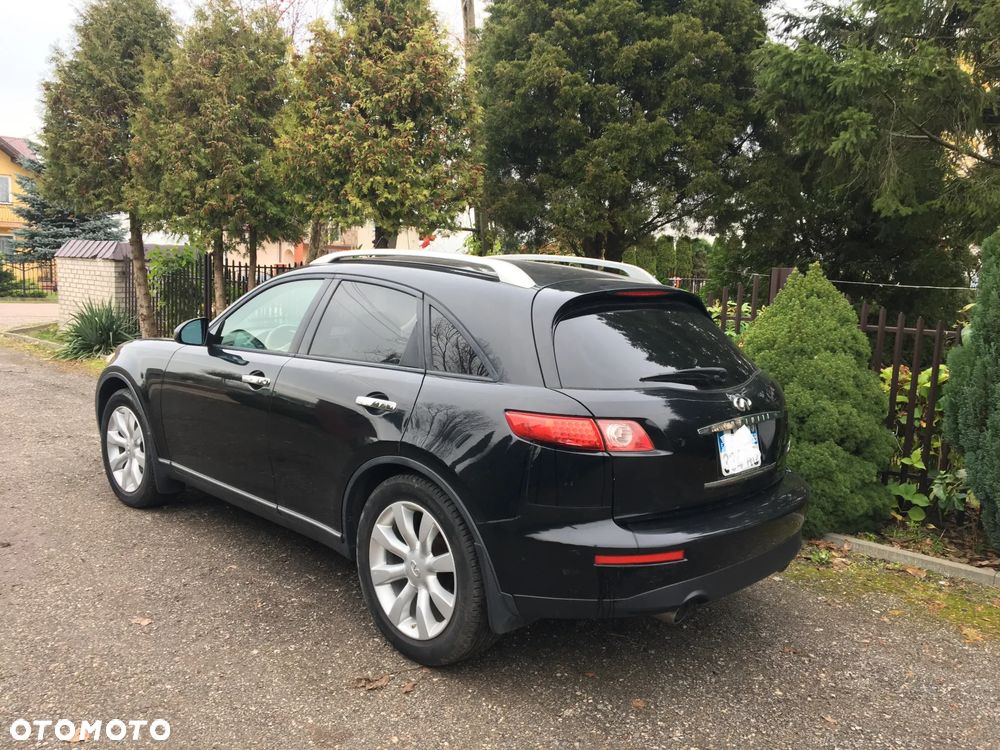 Infiniti FX - 2