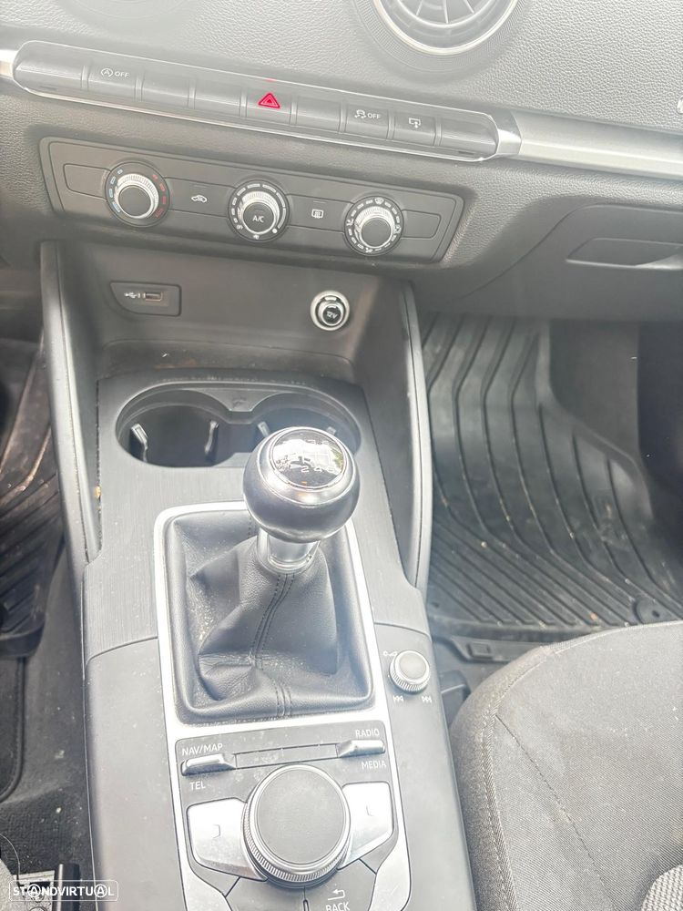 Audi A3 Limousine 1.6 TDI - 11