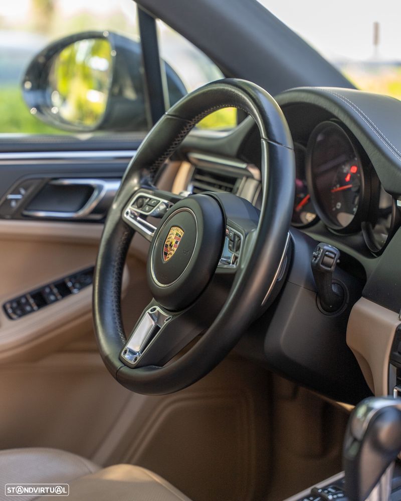 Porsche Macan - 43