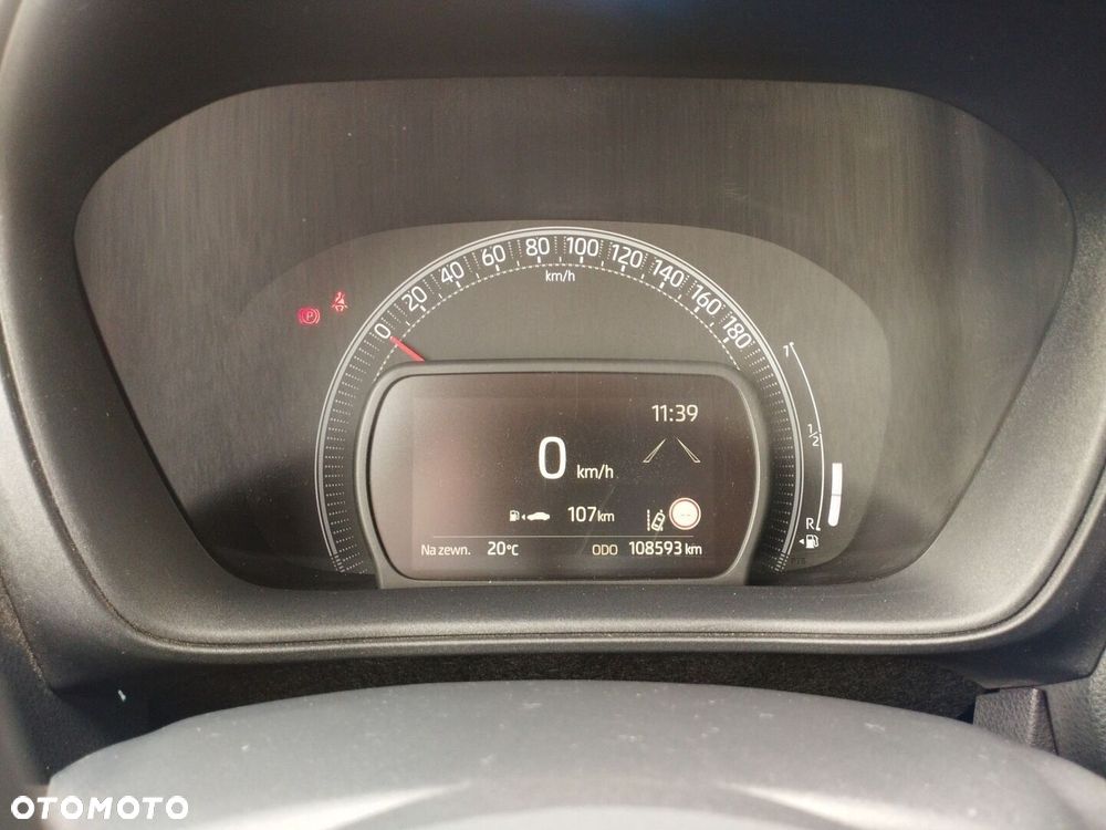Toyota Aygo X - 16