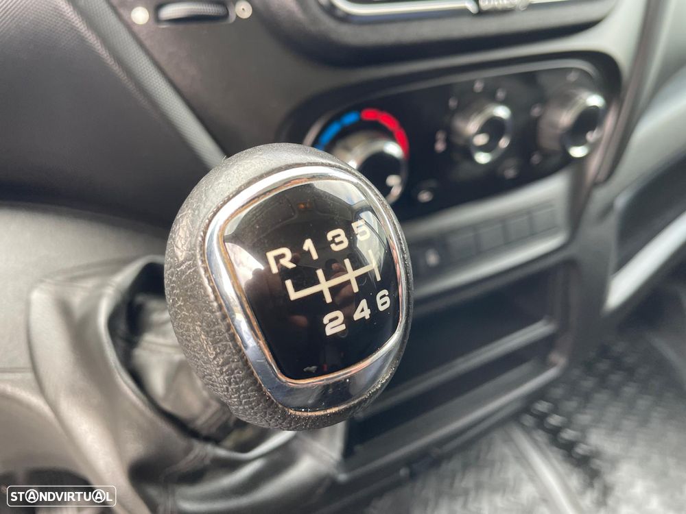 Iveco Daily 35C18 3.0 TD - 10