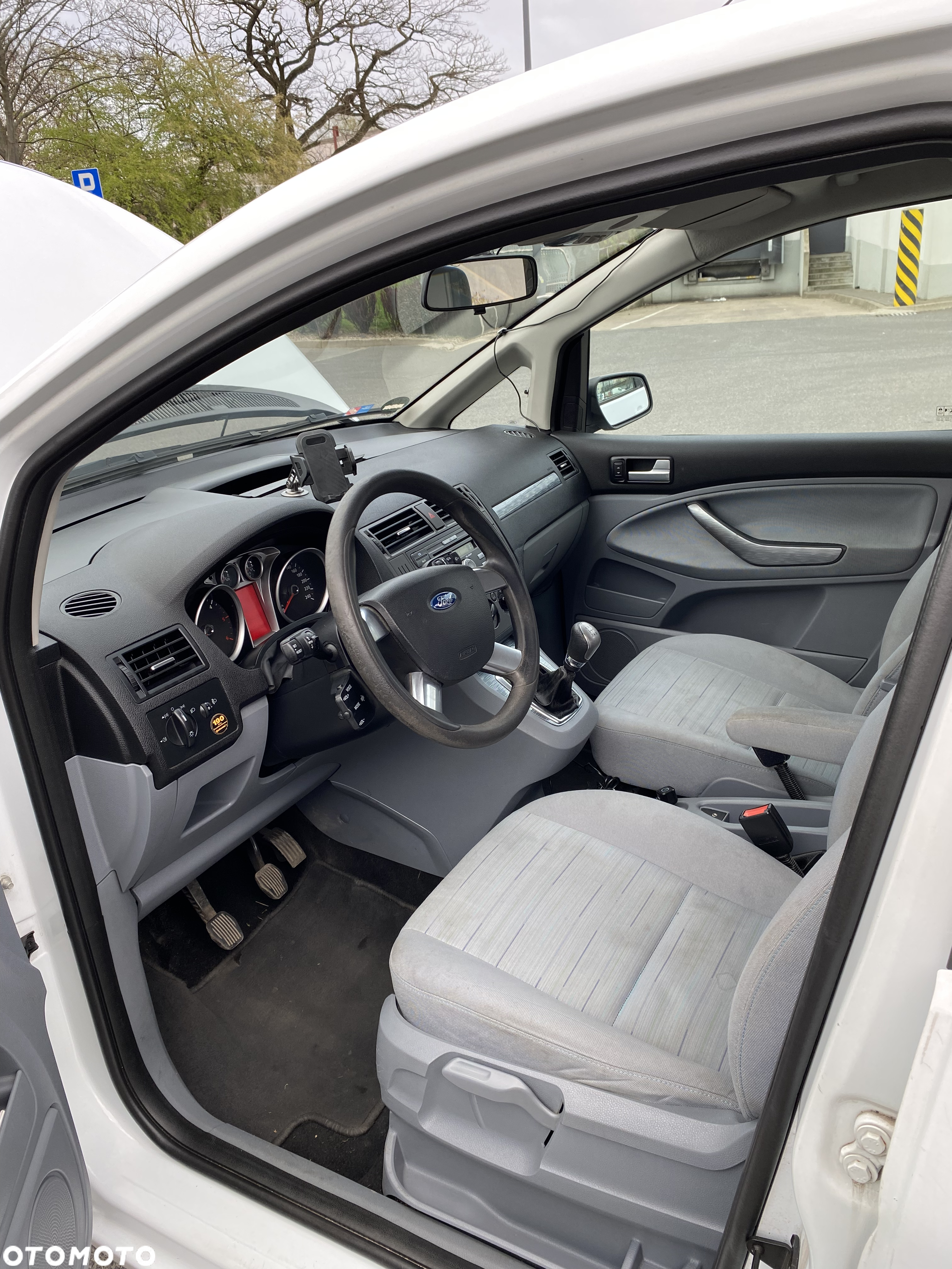 Ford C-MAX - 12