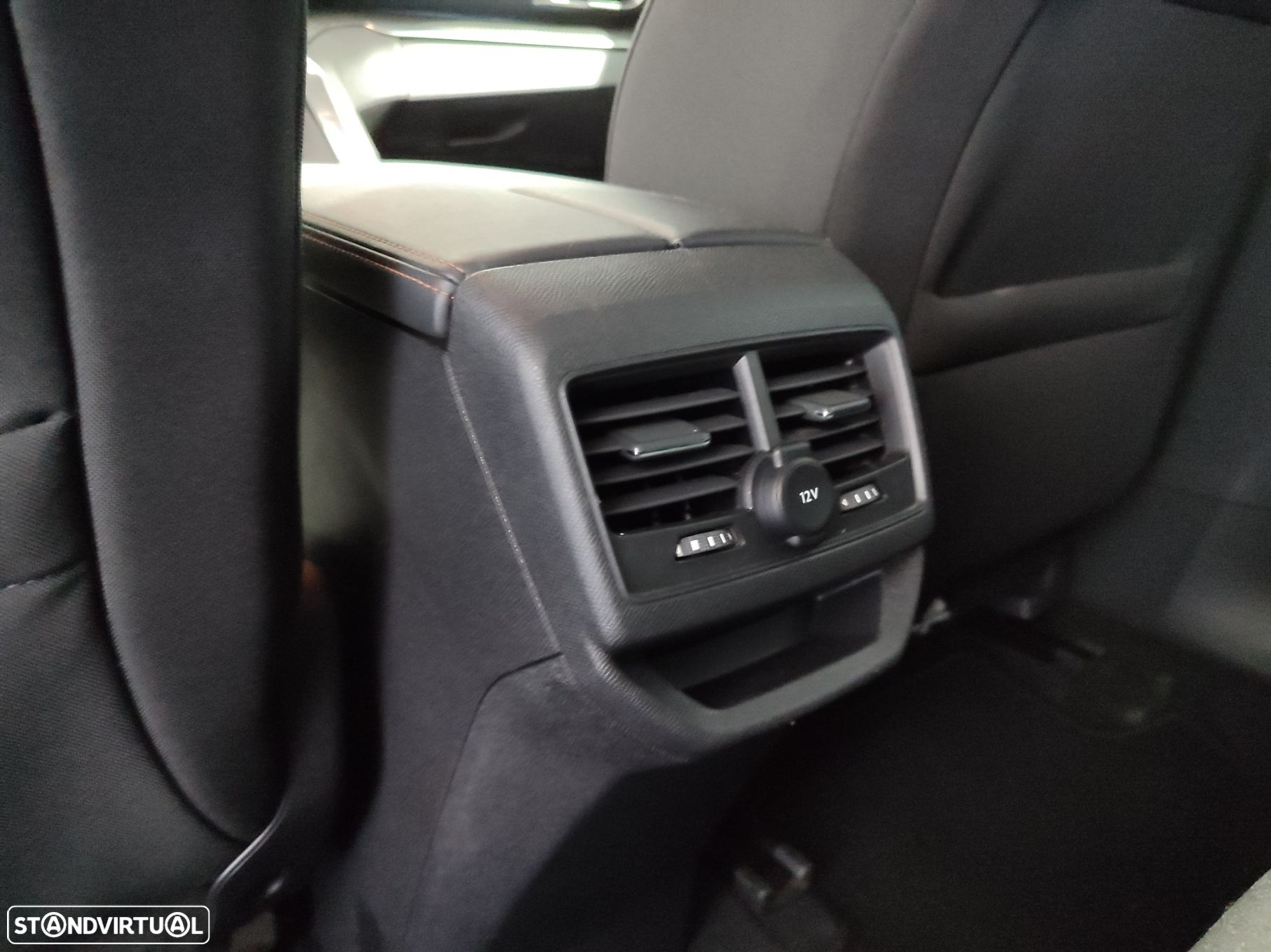 Peugeot 3008 1.5 BlueHDi Allure EAT8 - 16