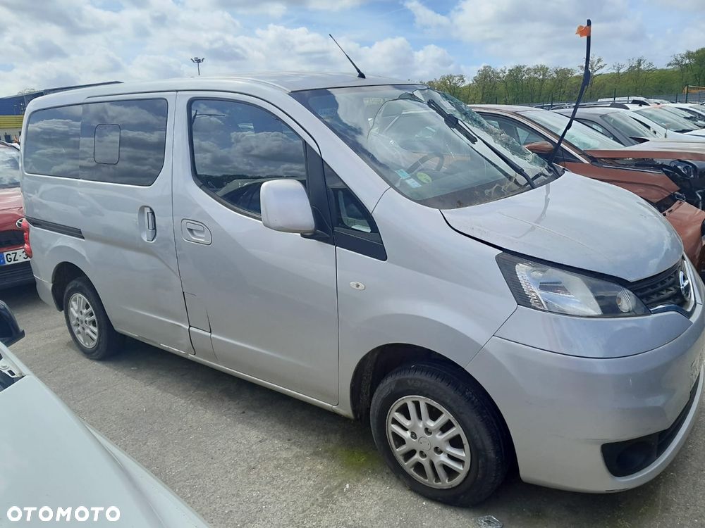 Nissan NV200 - 1