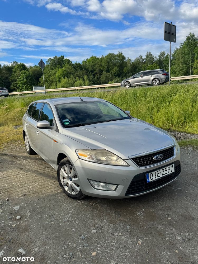 Ford Mondeo 2.0 TDCi Ambiente - 3