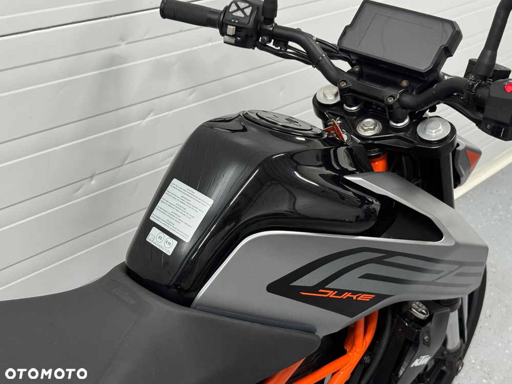 KTM Duke - 9