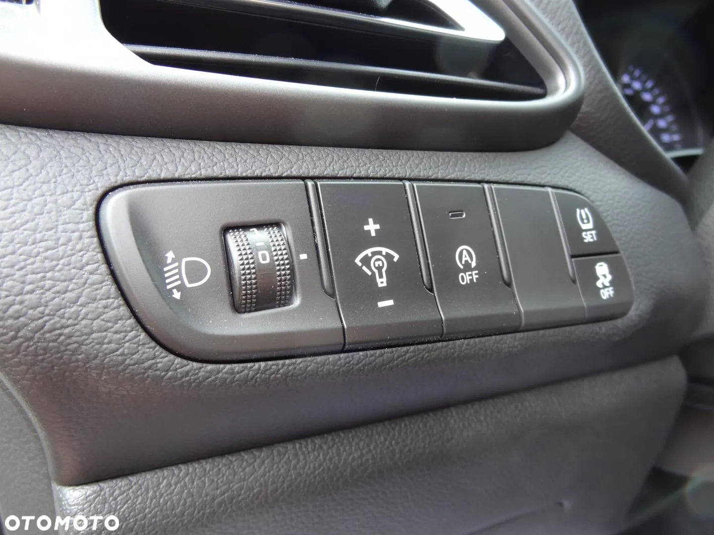 Hyundai i30 1.5 T-GDI 48V-Hybrid Trend - 16