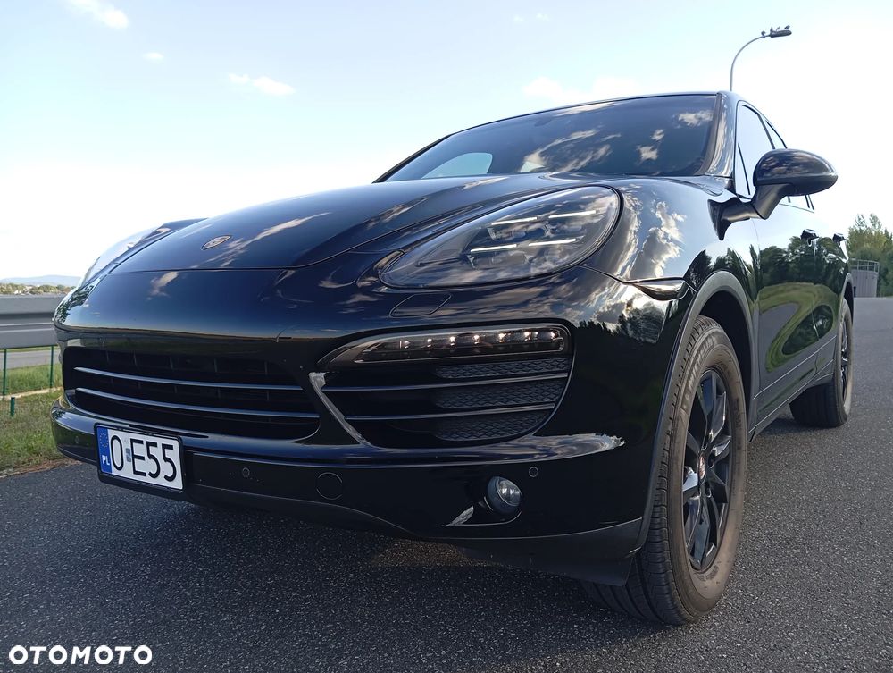 Porsche Cayenne - 2
