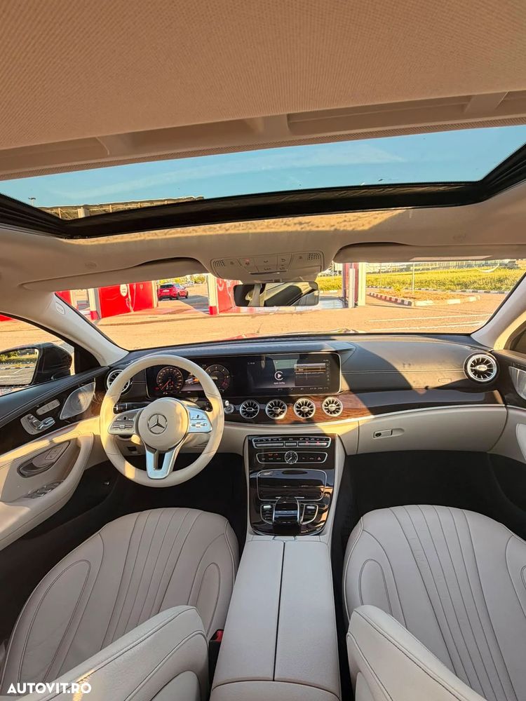 Mercedes-Benz CLS - 6