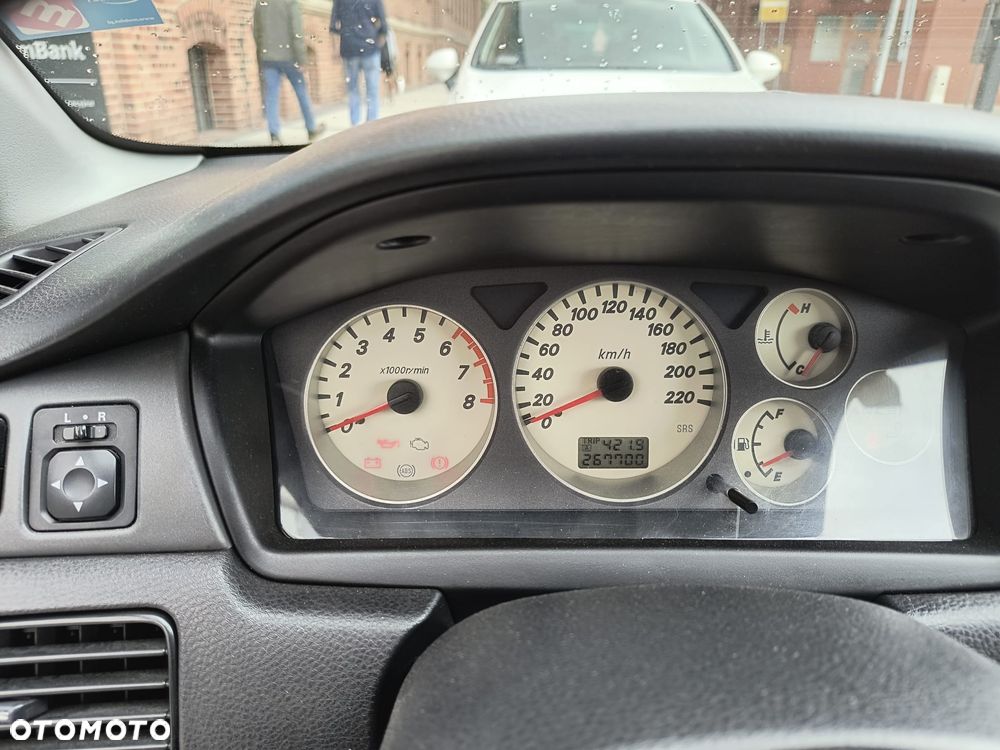 Mitsubishi Lancer 1.6 Sport - 1