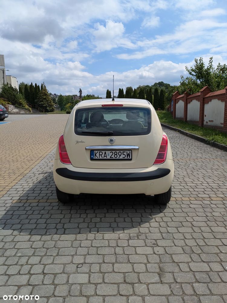 Lancia Ypsilon Y 1.2 8v - 4